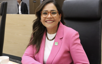 Impulsa diputada Guadalupe Vargas iniciativa para fortalecer la prevención y atención del acoso escolar cibernético